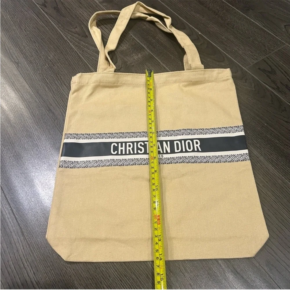 Dior Tote Bag - Picture 4 of 7